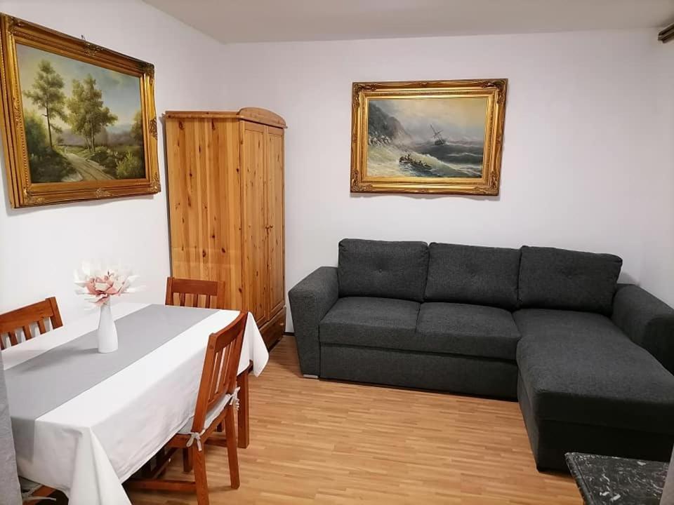 Apartmani Marina ポレッチ エクステリア 写真